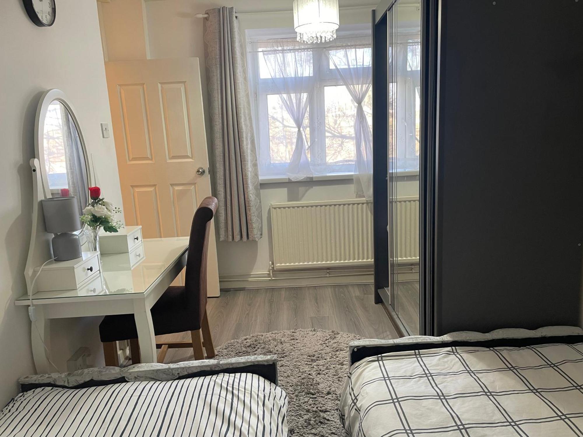 Apartamento Lovely Comfortable Near Canarywhaflondoncity